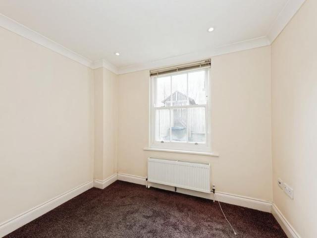 Apartment for rent in Clarendon, Ash