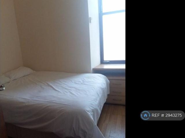 Apartment for rent in Glenburn, Scotland