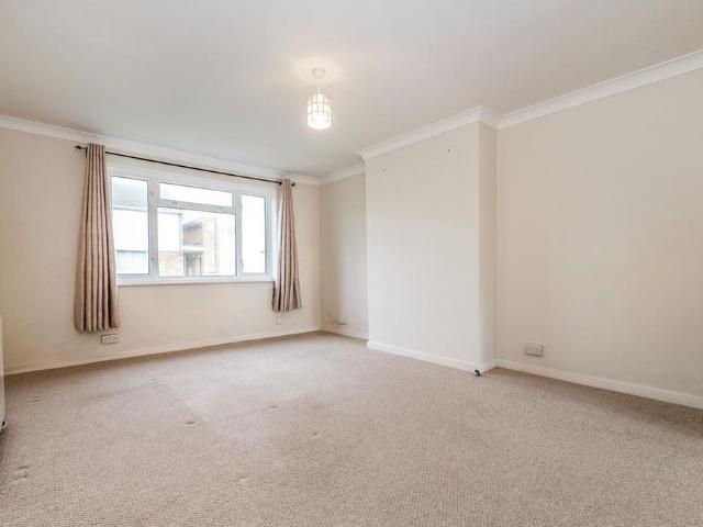 Apartment for rent in Clapham, West Sussex