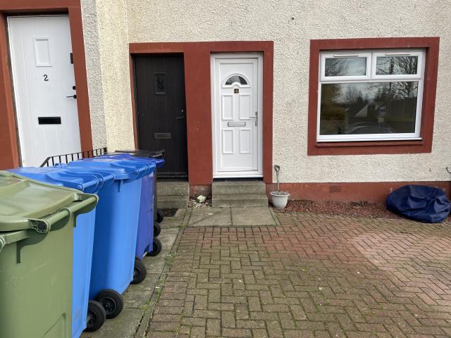 Apartment for rent in Helensfield, Scotland