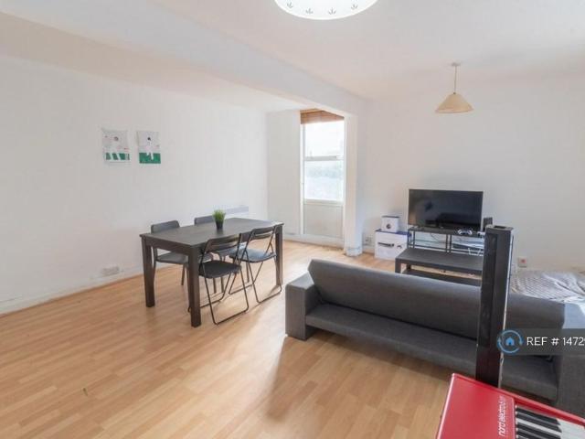 Apartment for rent in Clapham Junction, Greater London