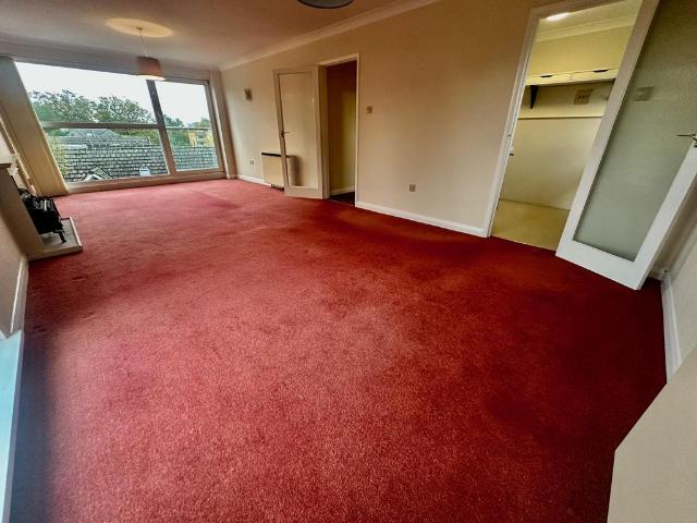 Flat for rent in Charminster, Bournemouth