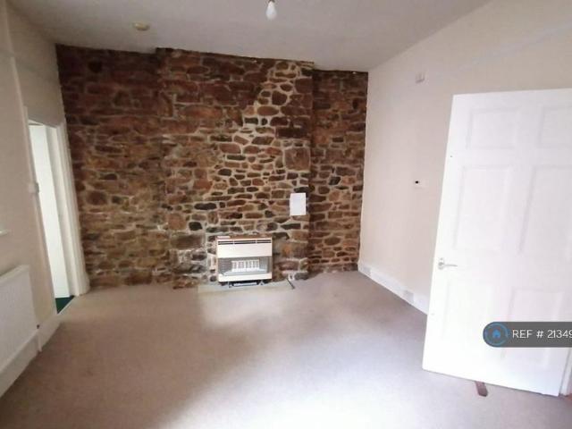 Apartment for rent in Highweek, Bridford