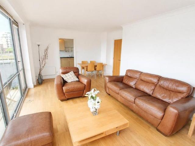 Apartment for rent in Steander, Leeds