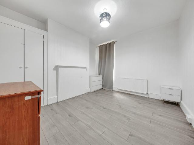 Flat for rent in Chigwell, Epping