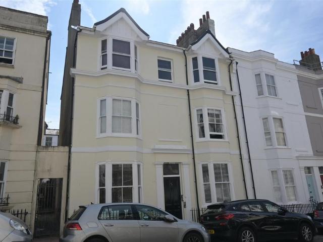 Flat for rent in Brighton, Queen's Park
