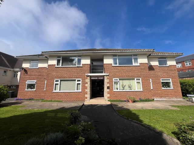 Flat for rent in Boscombe, Bournemouth