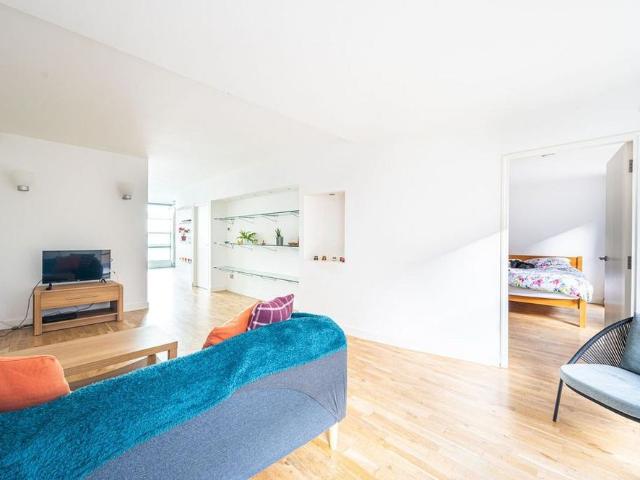 Apartment for rent in London Borough of Camden, Greater London