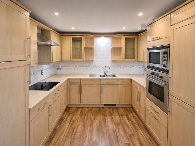 Flat for rent in Port Solent, Portsmouth