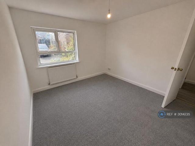 Apartment for rent in Strode, Devon