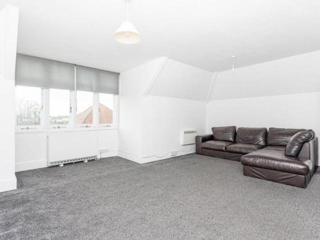 Apartment for rent in Cliftonville West, Acol