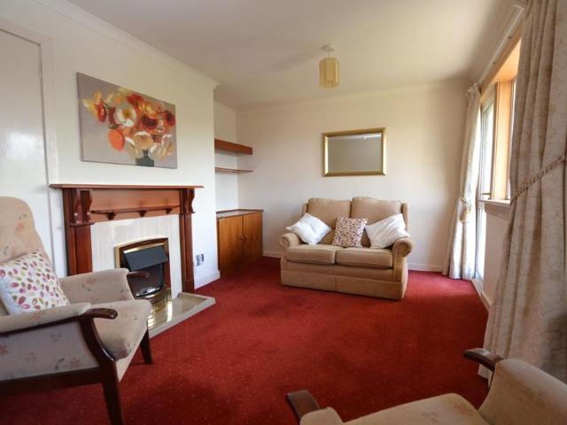 Apartment for rent in Drum Brae, City of Edinburgh