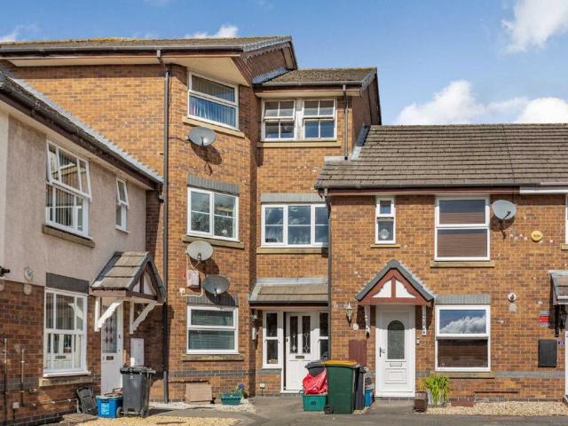 Flat for rent in Wales