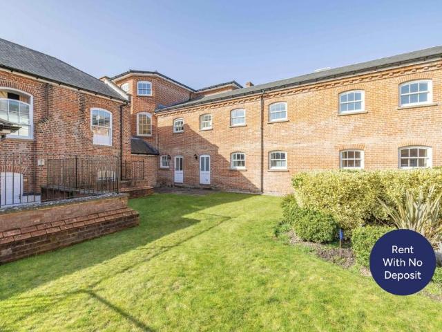 Flat for rent in Martyrs Field, The Bridge