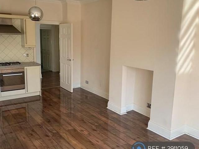 Apartment for rent in Penylan, Falcon Lodge