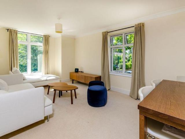 Apartment for rent in Charlotteville, Westborough