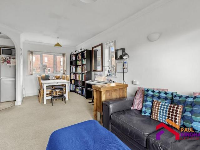 Apartment for rent in Flackwell Heath, Buckinghamshire