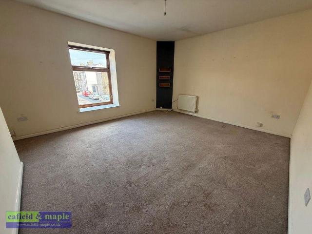 Apartment for rent in Little Moor End, Backburn