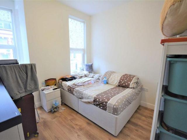 Apartment for rent in The Hyde, Greater London
