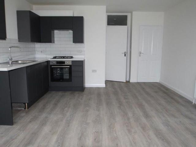 Apartment for rent in Enborne, West Berkshire