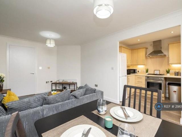Apartment for rent in Sydenham, Green Close