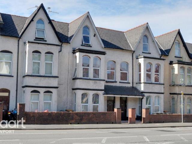 Flat for rent in Eveswell, Wales