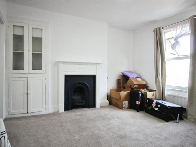Apartment for rent in West Hoe, Mount Wise