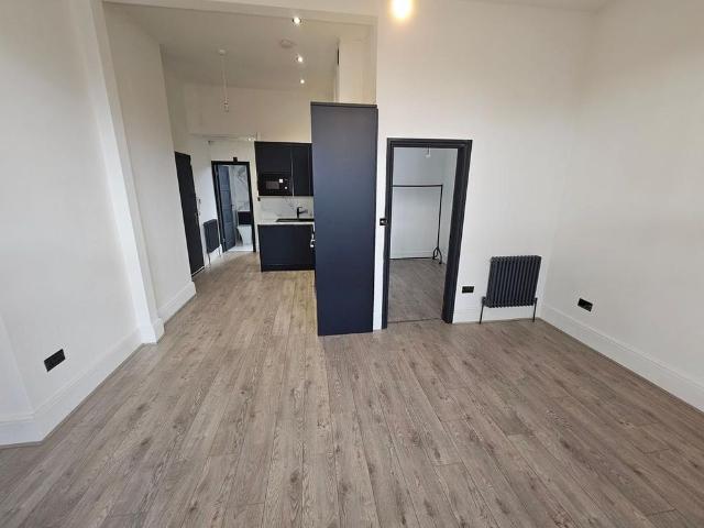Apartment for rent in City Centre, Georgia