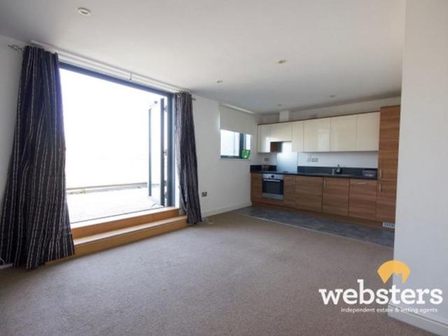 Apartment for rent in Lakenham, East Bank