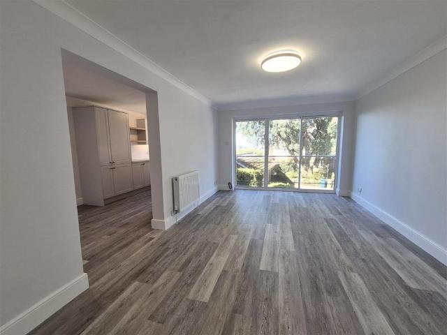 Apartment for rent in Lower Parkstone, Poole