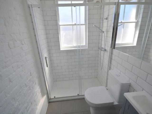 Flat for rent in Westbrook, Acol