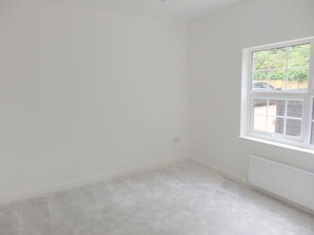 Apartment for rent in Red Hill, Surrey