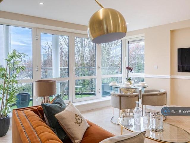 Apartment for rent in London Borough of Hounslow, Greater London
