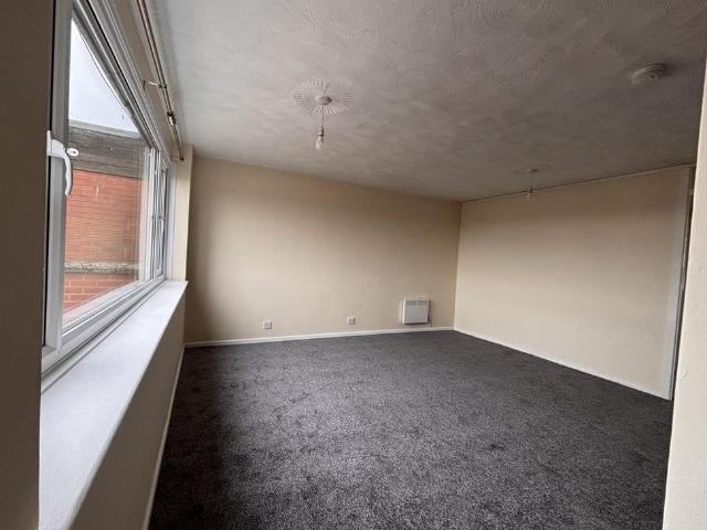 Apartment for rent in Chadsmoor, Staffordshire