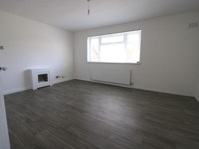Flat for rent in Tile Hill, West Midlands