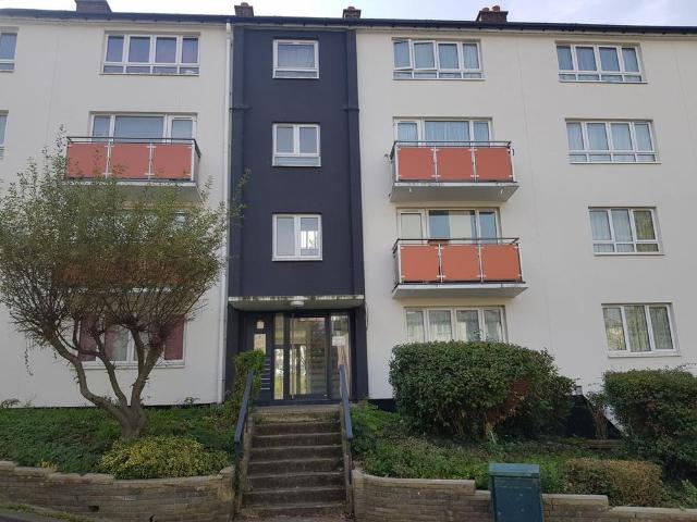 Apartment for rent in Lane, Greater London