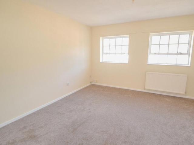 Apartment for rent in Hollinswood, Telford