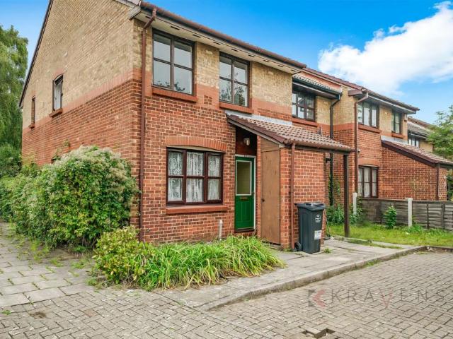 Flat for rent in Sudbury, Greater London