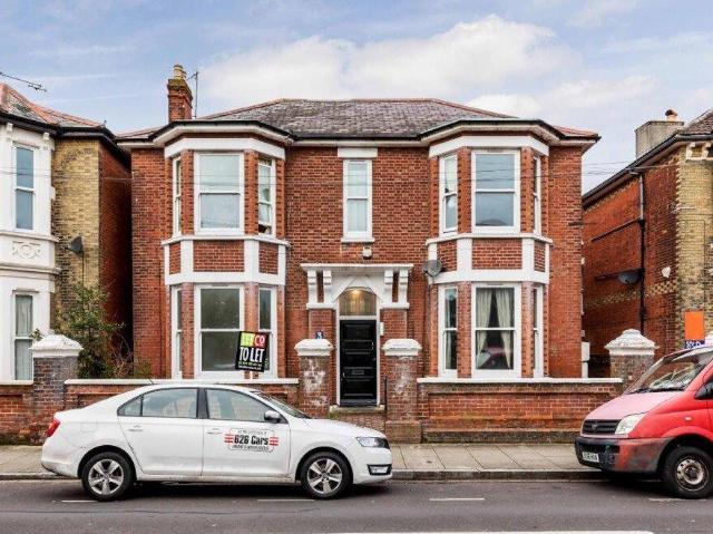 Flat for rent in Southsea, City Of Portsmouth