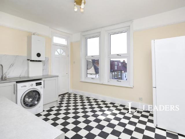 Flat for rent in London Borough of Lewisham, Lower Sydenham
