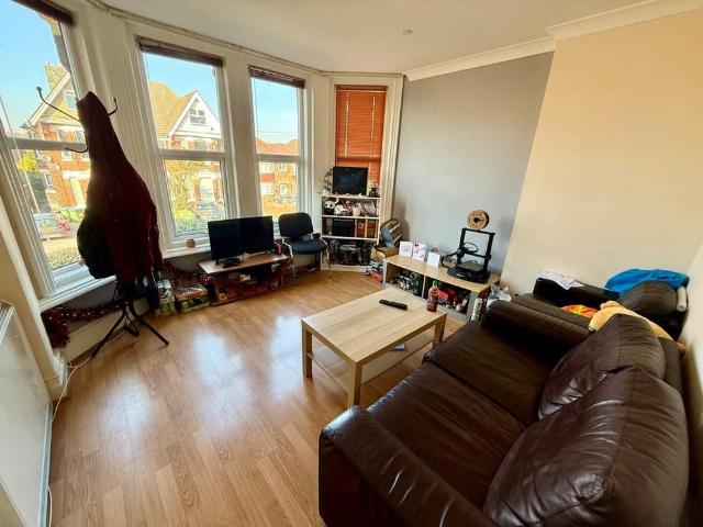 Apartment for rent in Hill, City Of Southampton
