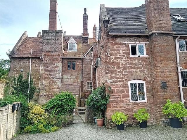 Flat for rent in Chelmarsh Common, Chelmarsh