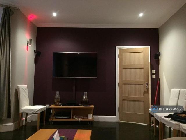 Apartment for rent in Seven Kings, Greater London