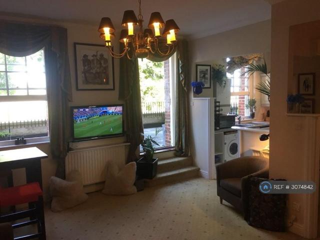 Apartment for rent in Southsea, Portsmouth
