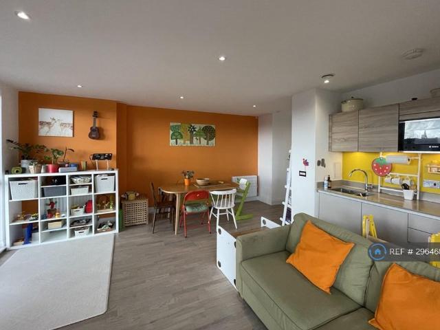 Flat for rent in New Malden, Greater London
