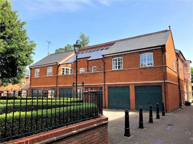 Flat for rent in Marlow, Buckinghamshire