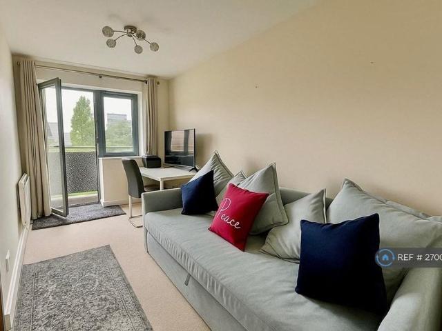 Apartment for rent in Alperton, Greater London