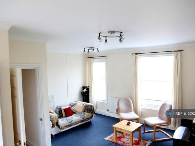Apartment for rent in Lansdowne Hill, Southampton