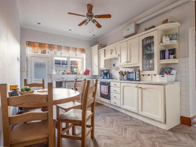 Flat for rent in Jesmond, Tyne And Wear