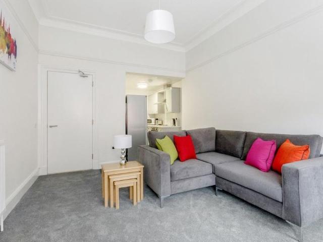 Apartment for rent in Partick, Scotland